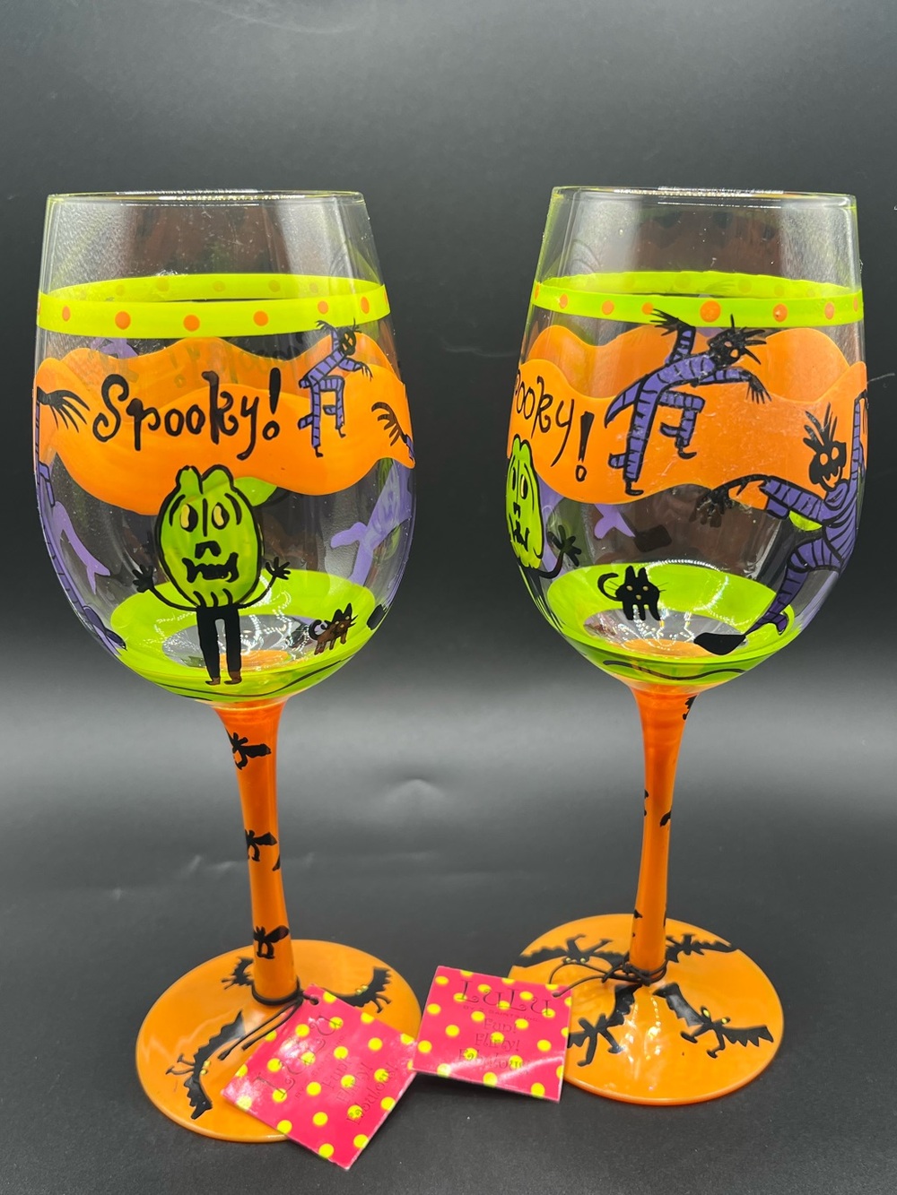 👻 NWT Set of 2 LuLu by 2 Saints Halloween Hand Painted Wine Glasses